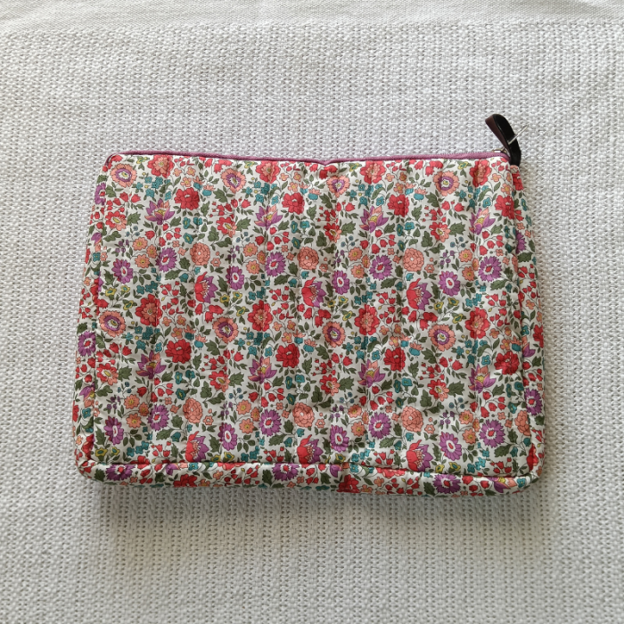 Tab Sleeve