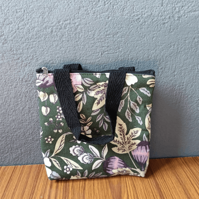 8 Inch Handy Bag