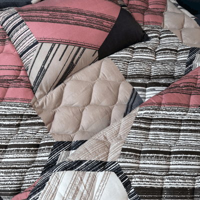 Single Quilt Bed 250 GSM ( 3*6ft)