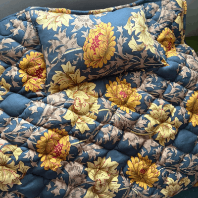Single Quilt Bed 250 GSM ( 3*6ft)