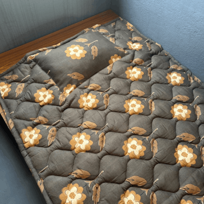 Single Quilt Bed 250 GSM ( 3*6ft)
