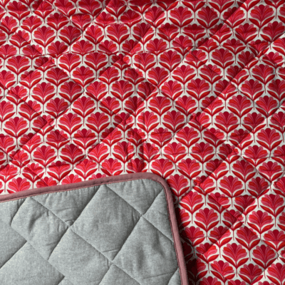 Quilt Slim Bed 400 GSM ( 5*7 Ft)