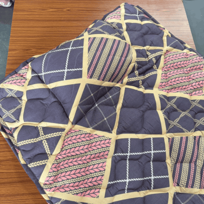 Single Quilt Bed 250 GSM ( 3*6ft)